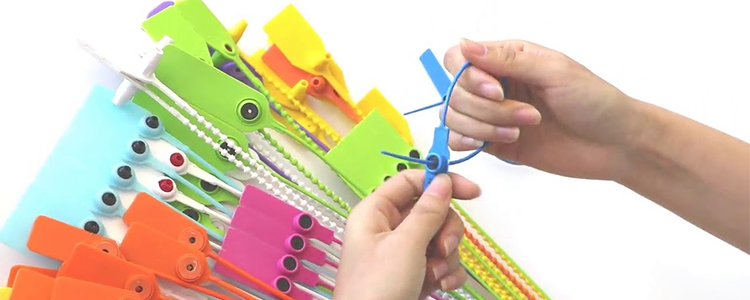 Пластиковые номерные пломбы